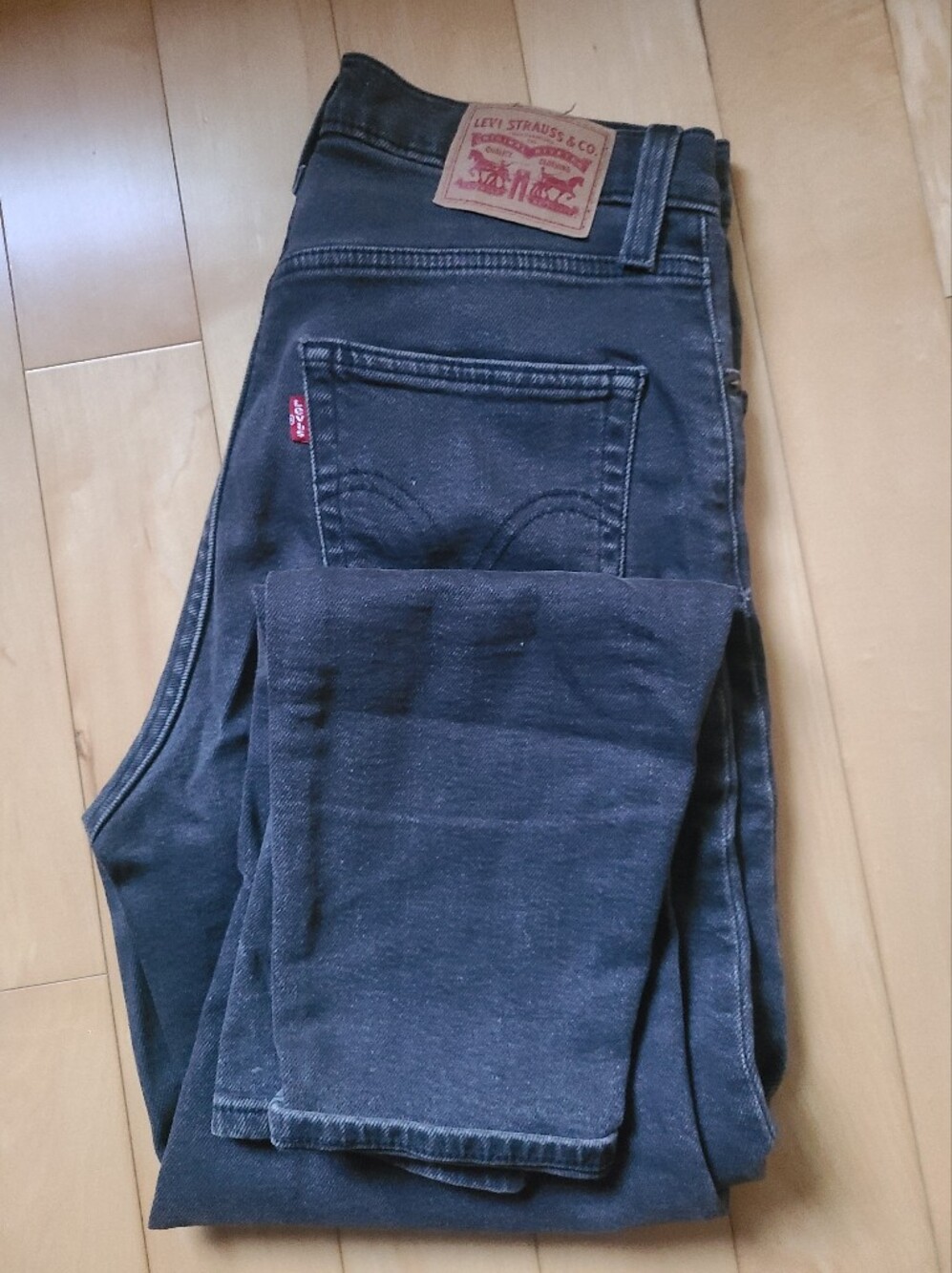 Levi's High waisted Mom Jeans 26 Black